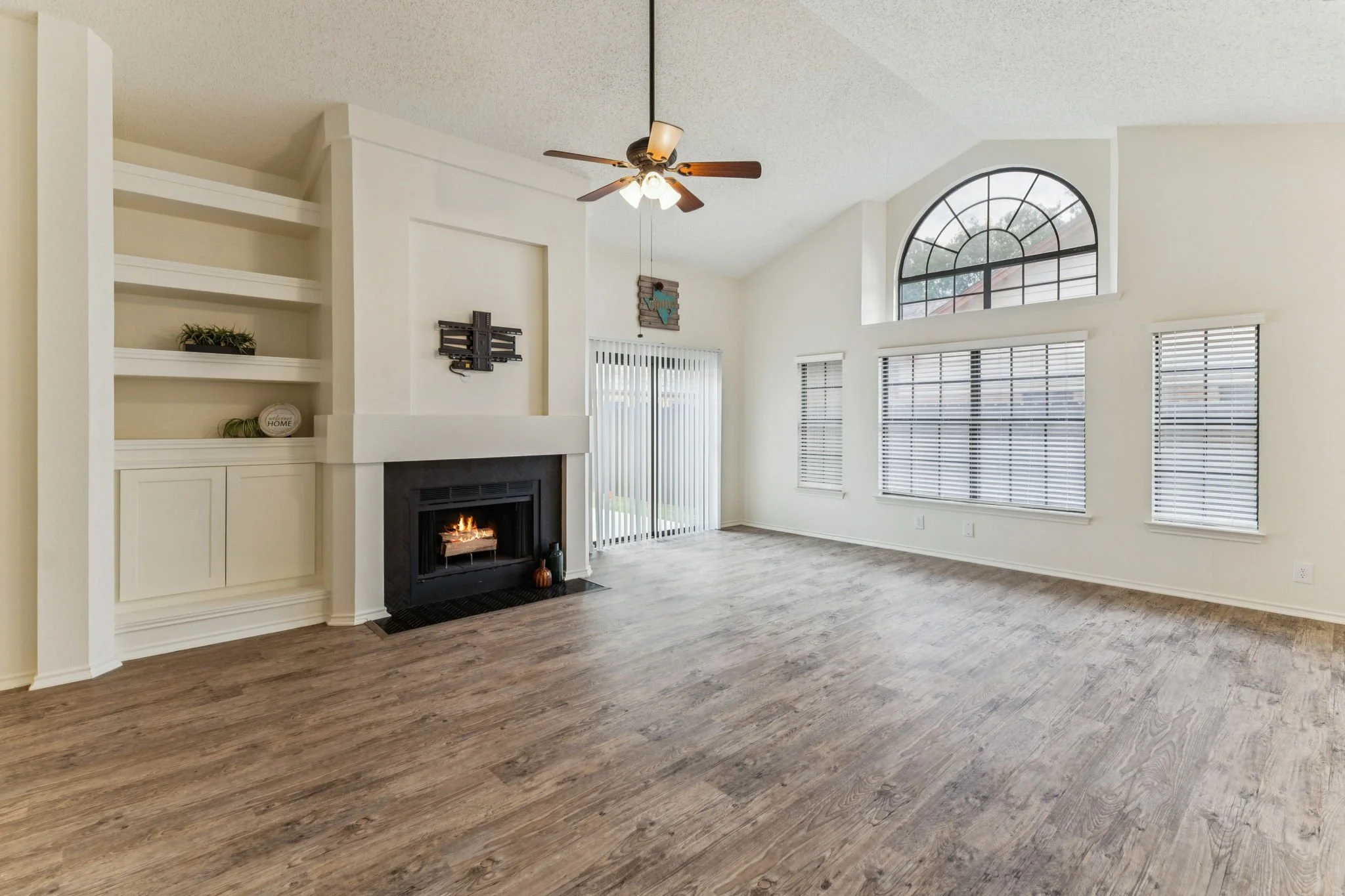 7009 Jefferson Ridge - 021.jpg