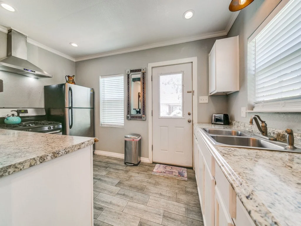 1402-wyoming-st-san-antonio-tx-78203-MLS-12.jpg