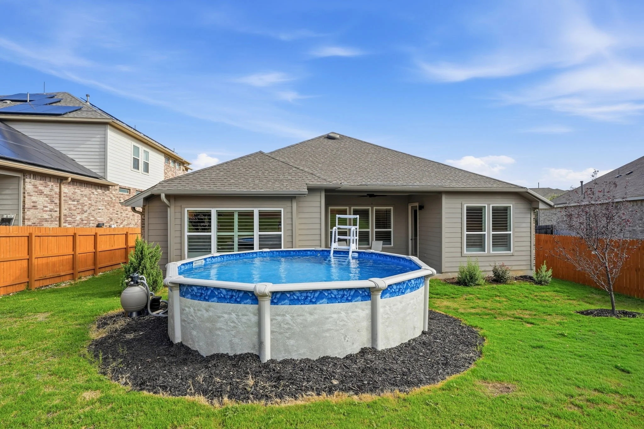42-web-or-mls-31814 Acacia Vista-35.jpg