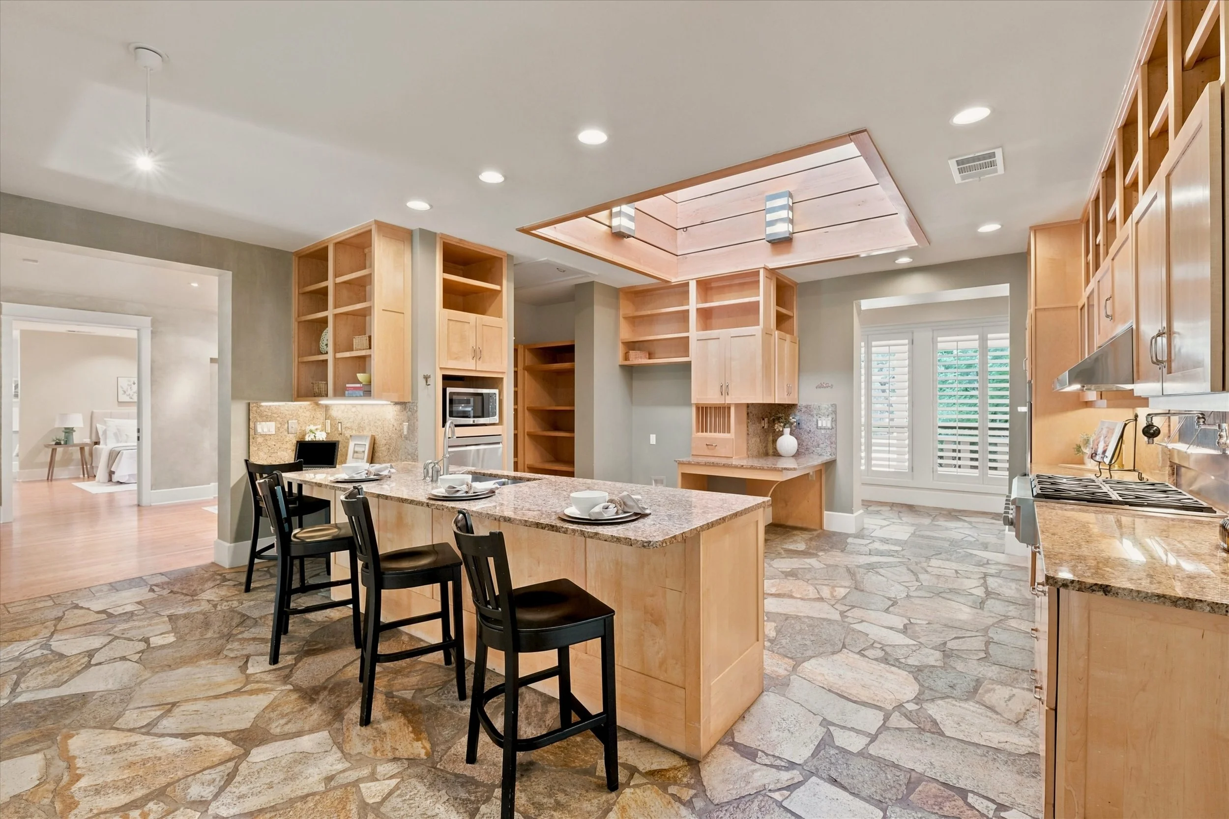 03-31651RustlingRidge_203.jpg