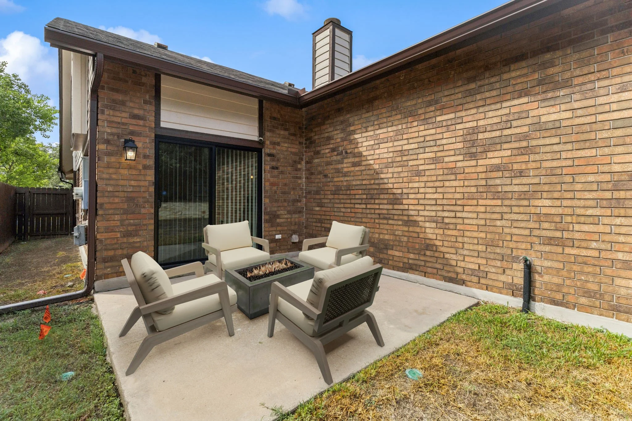 7009 Jefferson Ridge - Patio.jpg