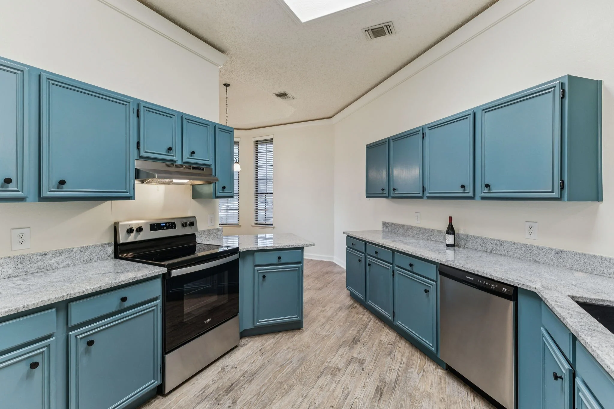 7009 Jefferson Ridge - 007.jpg