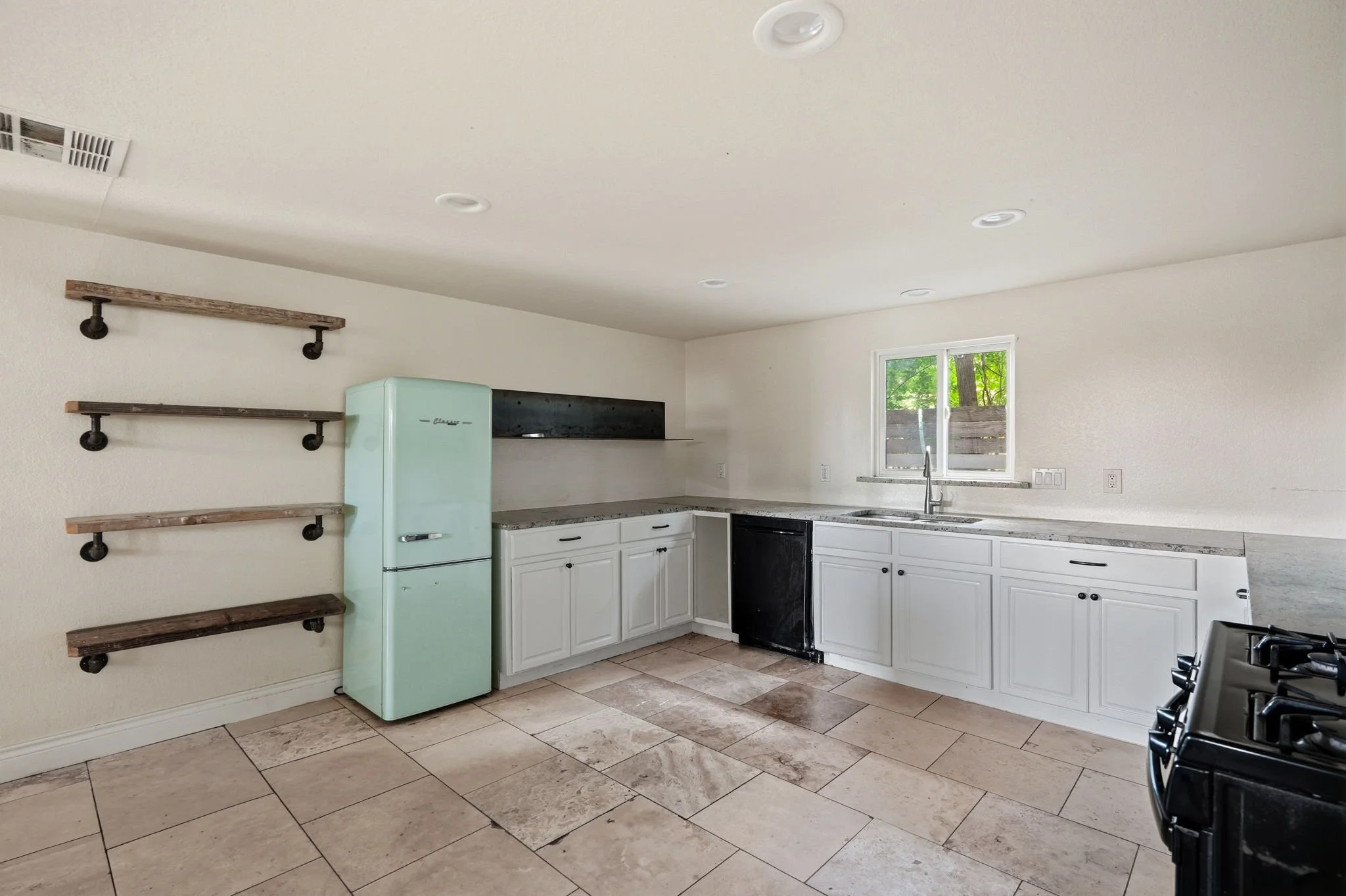 25-web-or-mls-untitled-14.jpg