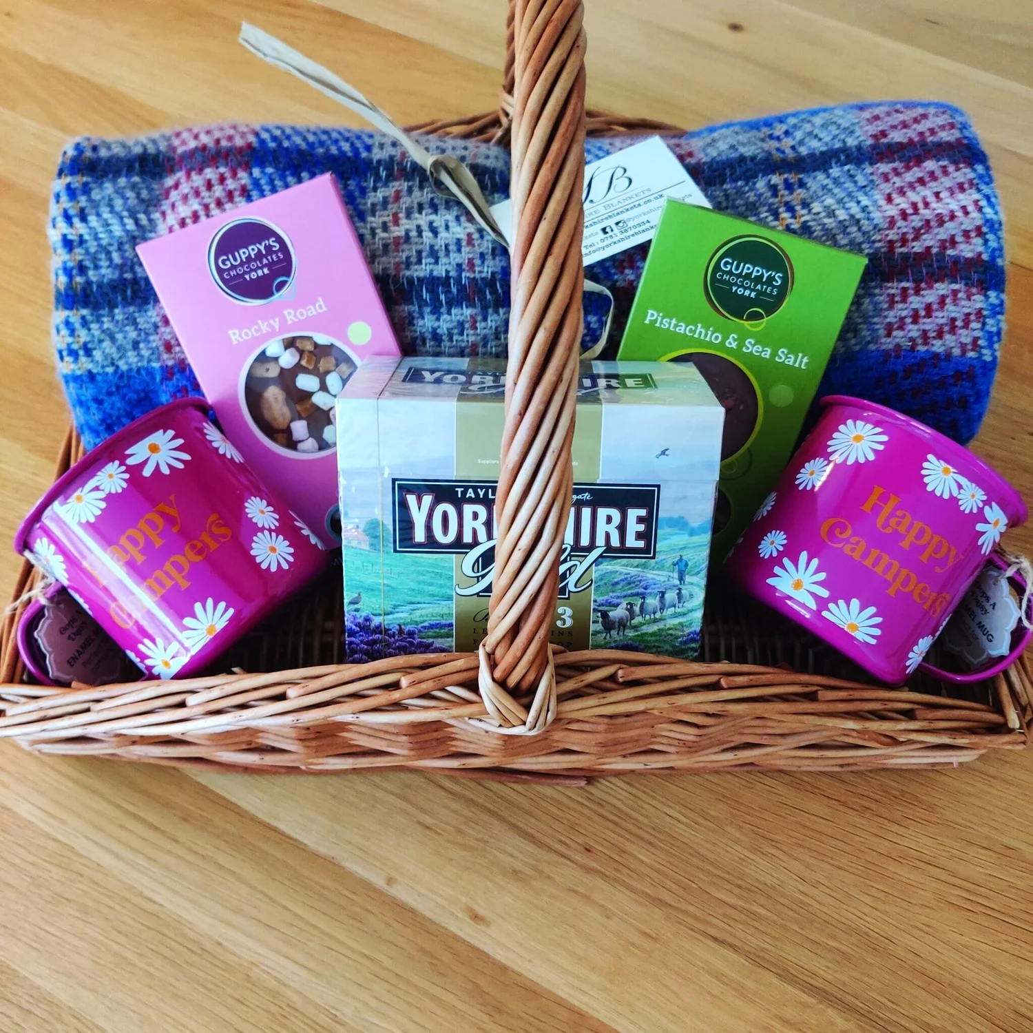 Happy Campers Treat Hamper — Baxter & Boo