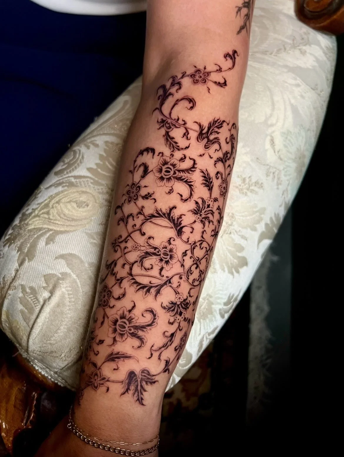 Wallflower Mughal sleeve for Lee 🖤 Thank you for this incredibly exquisite design! I adored this project- can&rsquo;t believe we got this one in the books and loved being inspired by something new! ✨ 

#ornamenttattoo #patterntattoo #flowertattoos #