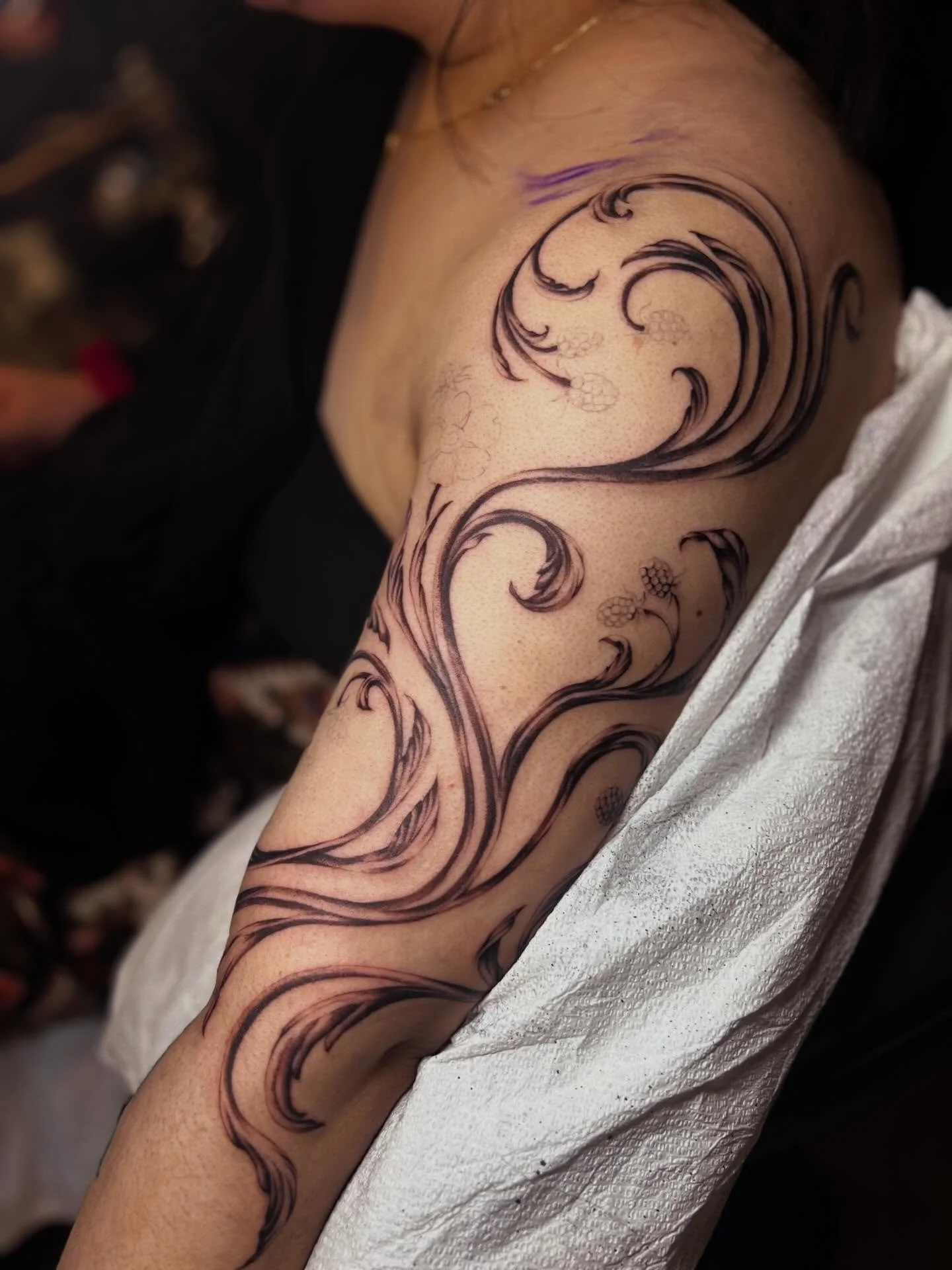 I dont usually post progress photos but I think it&rsquo;s wonderful to see the process &amp; steps it takes to complete a large scale tattoo. This is a sneak peak into the second session for Rachel&rsquo;s half sleeve blackberry swirl filigree tatto