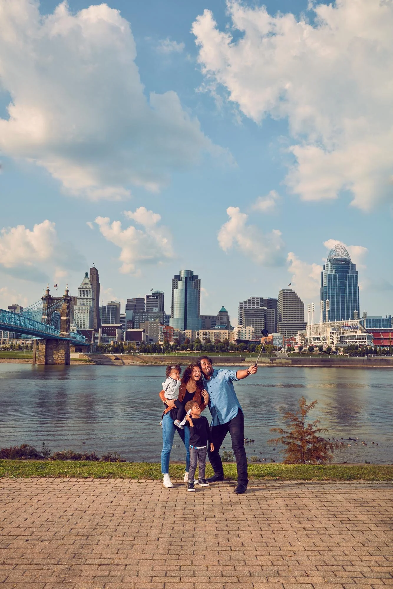 MAG Selfie Cover V2.jpg