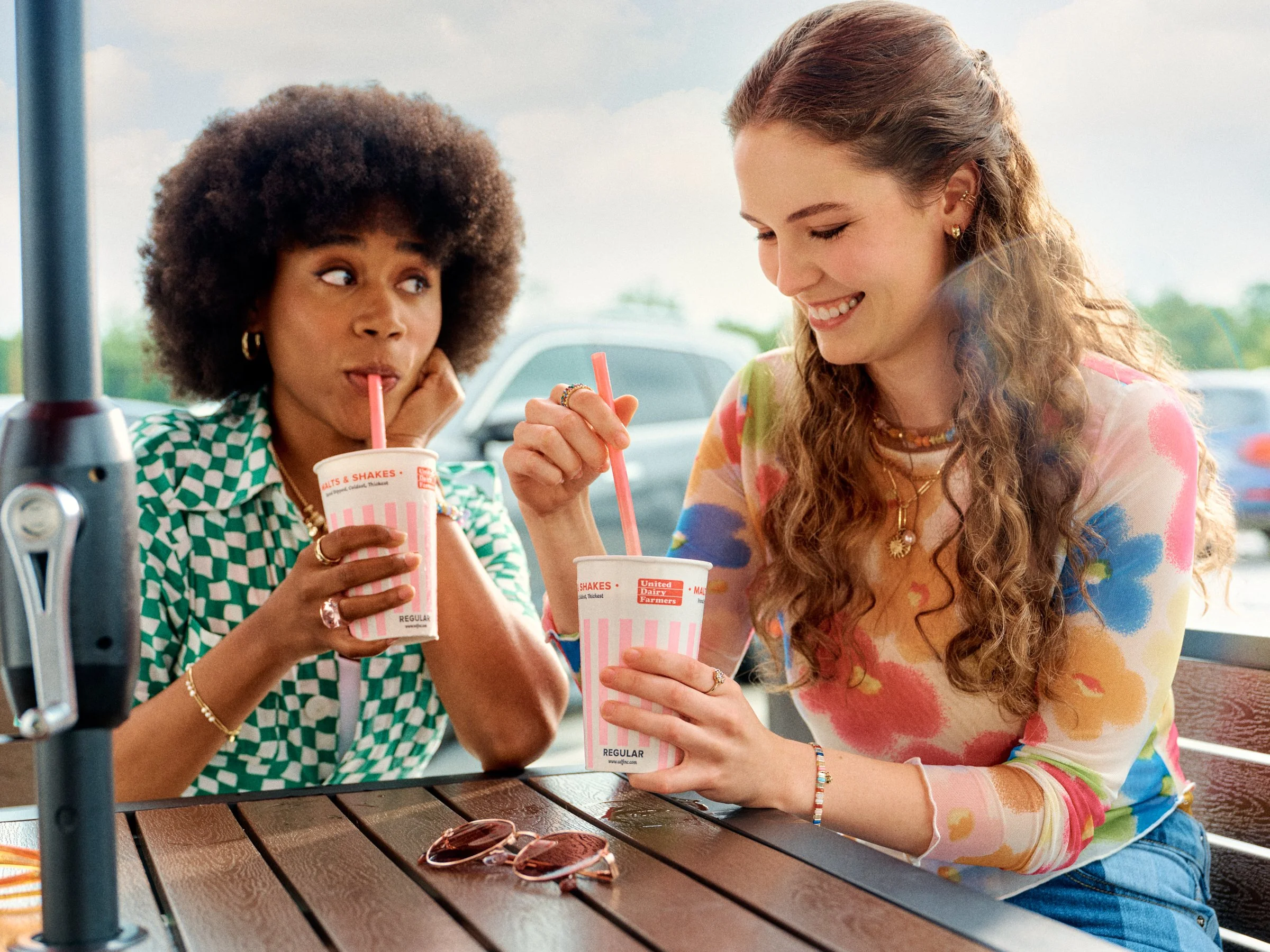 UDFBrand_06252626_EXT TABLE_2042_F_F-web.jpg