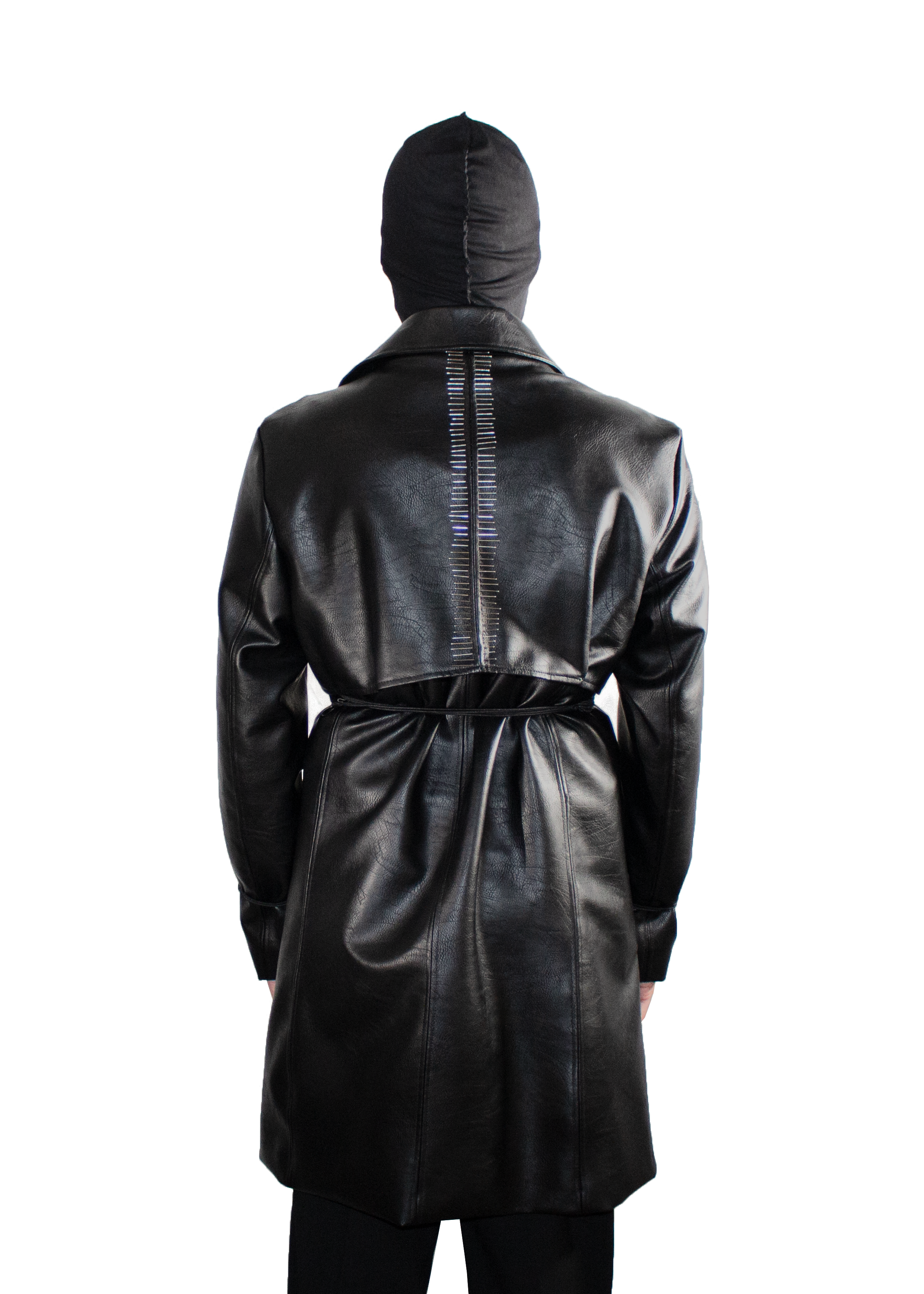 GABARDINA ESPALDA SIN FONDO.png