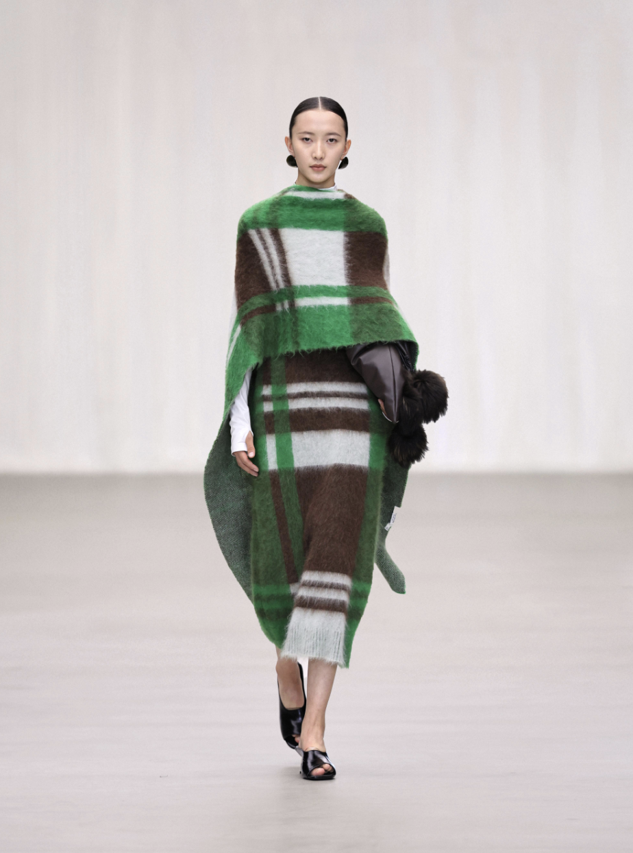 FW 25