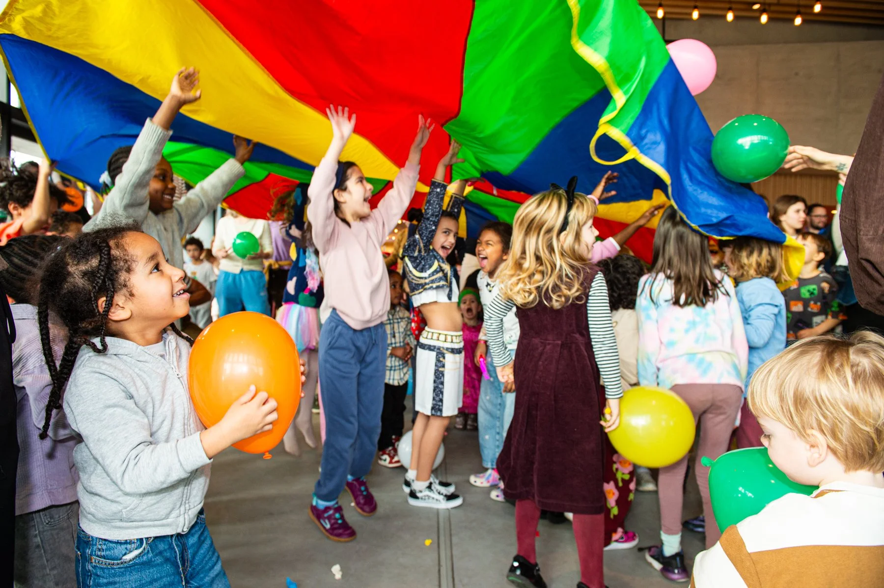 POP-KID FAMILY RAVE X SETLIST AT SOMERSET HOUSE  