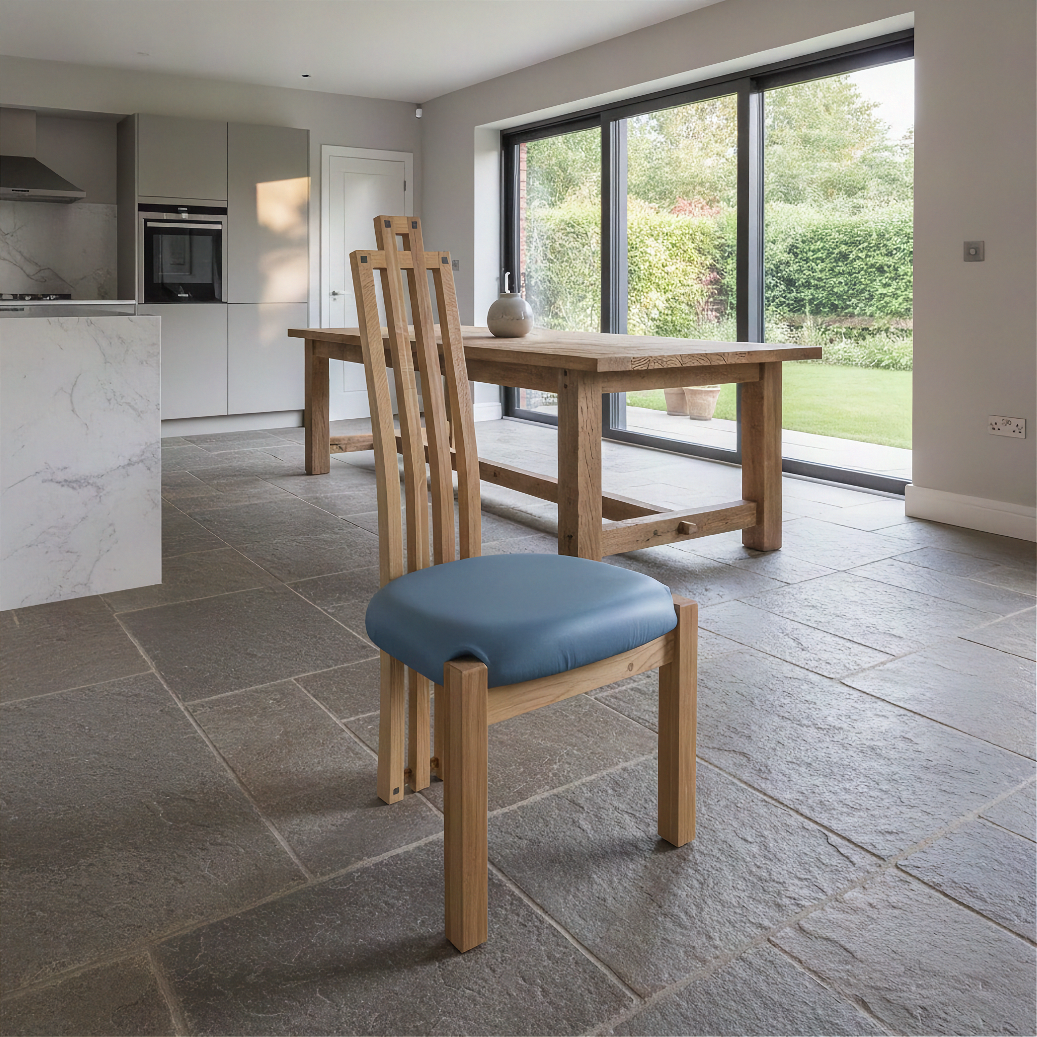 Turner deco chair