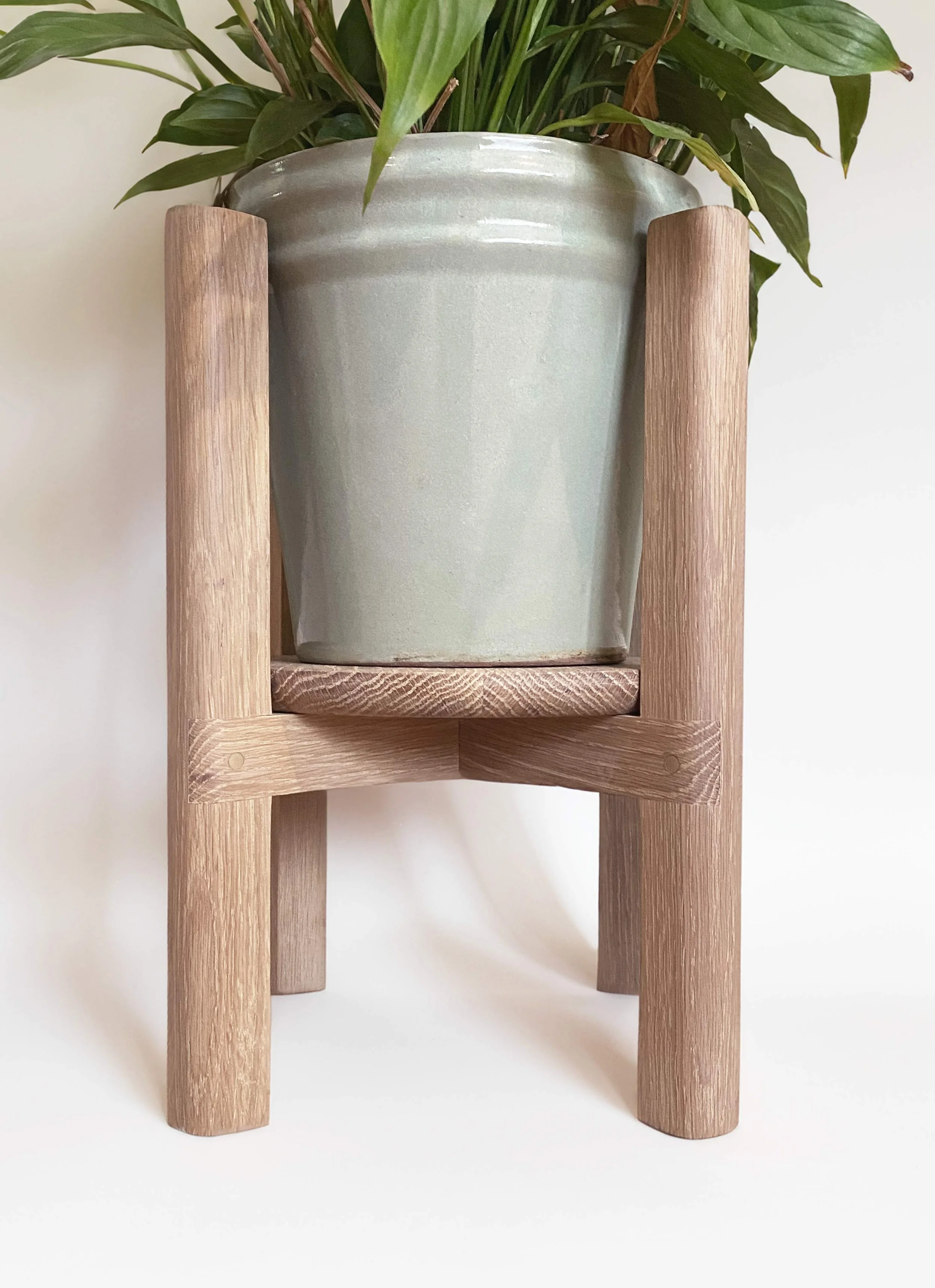 Elli plant stand