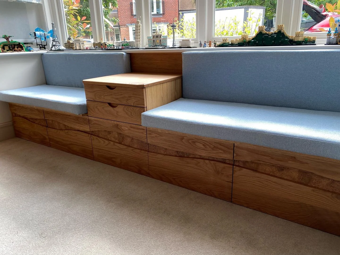 Lingard fitted bay window seat with inlayed burr oak 