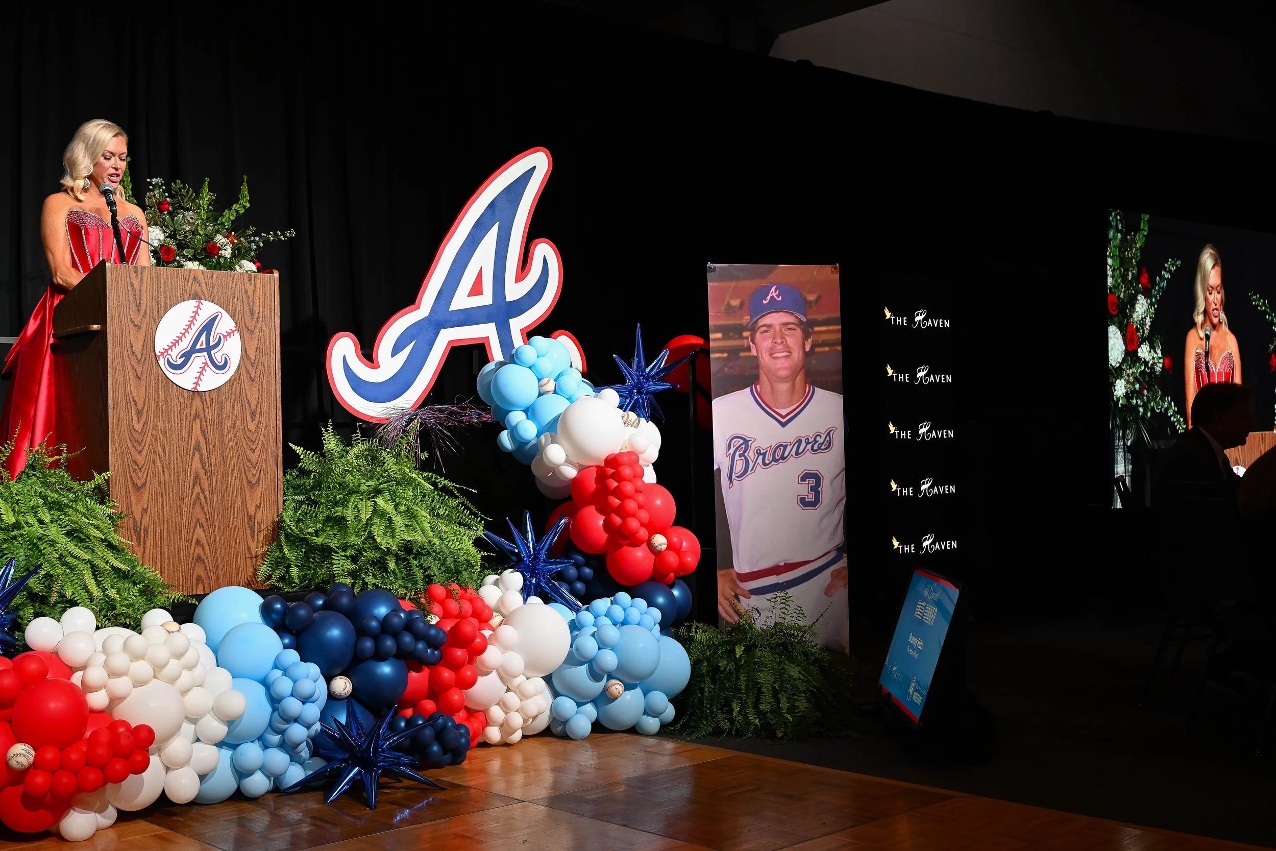 United - Dale Murphy -1159 2.jpg