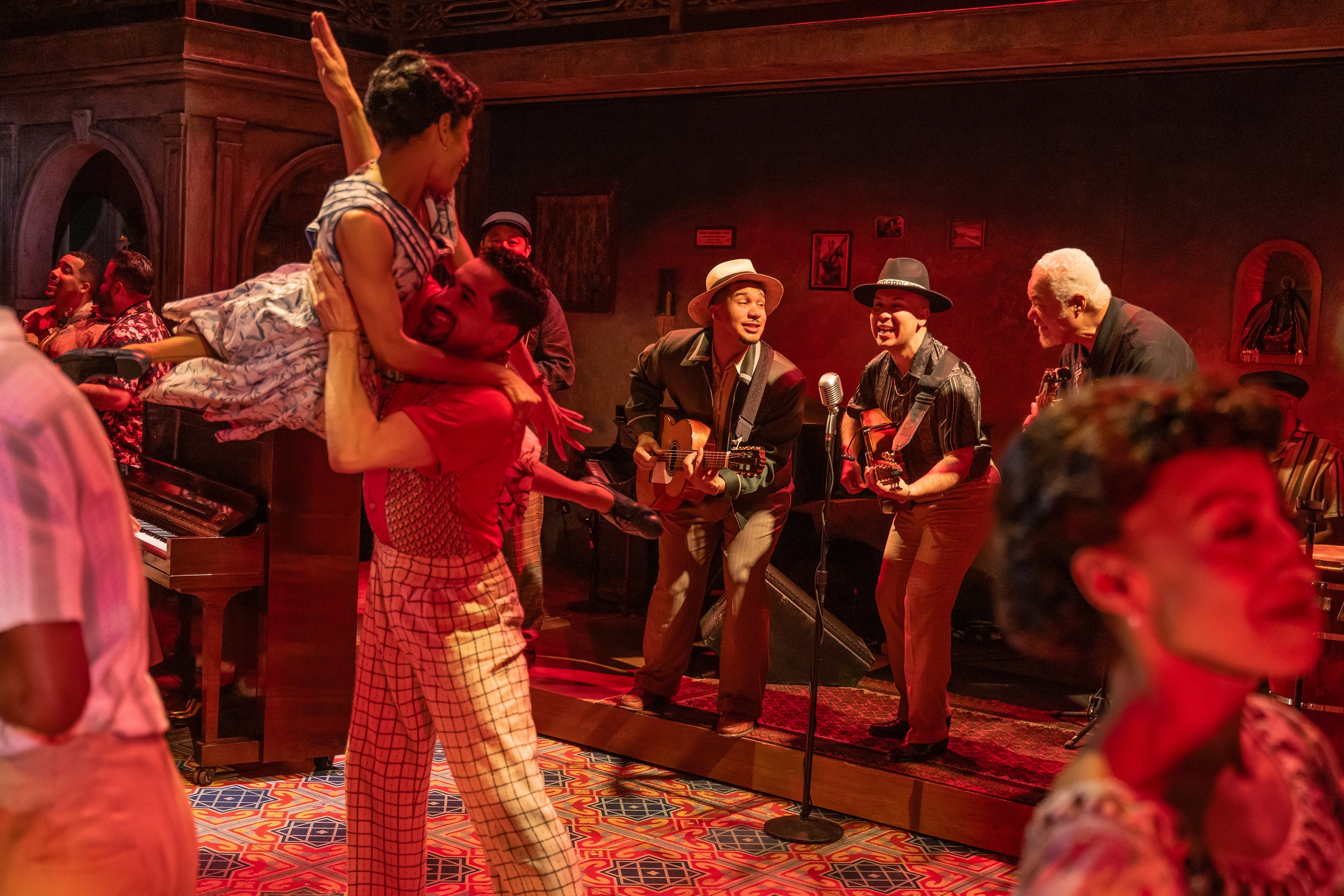 BUENA_VISTA_SOCIAL_CLUB_BROADWAY_SETUPS_S_0064_PJZEDIT_v002.jpg