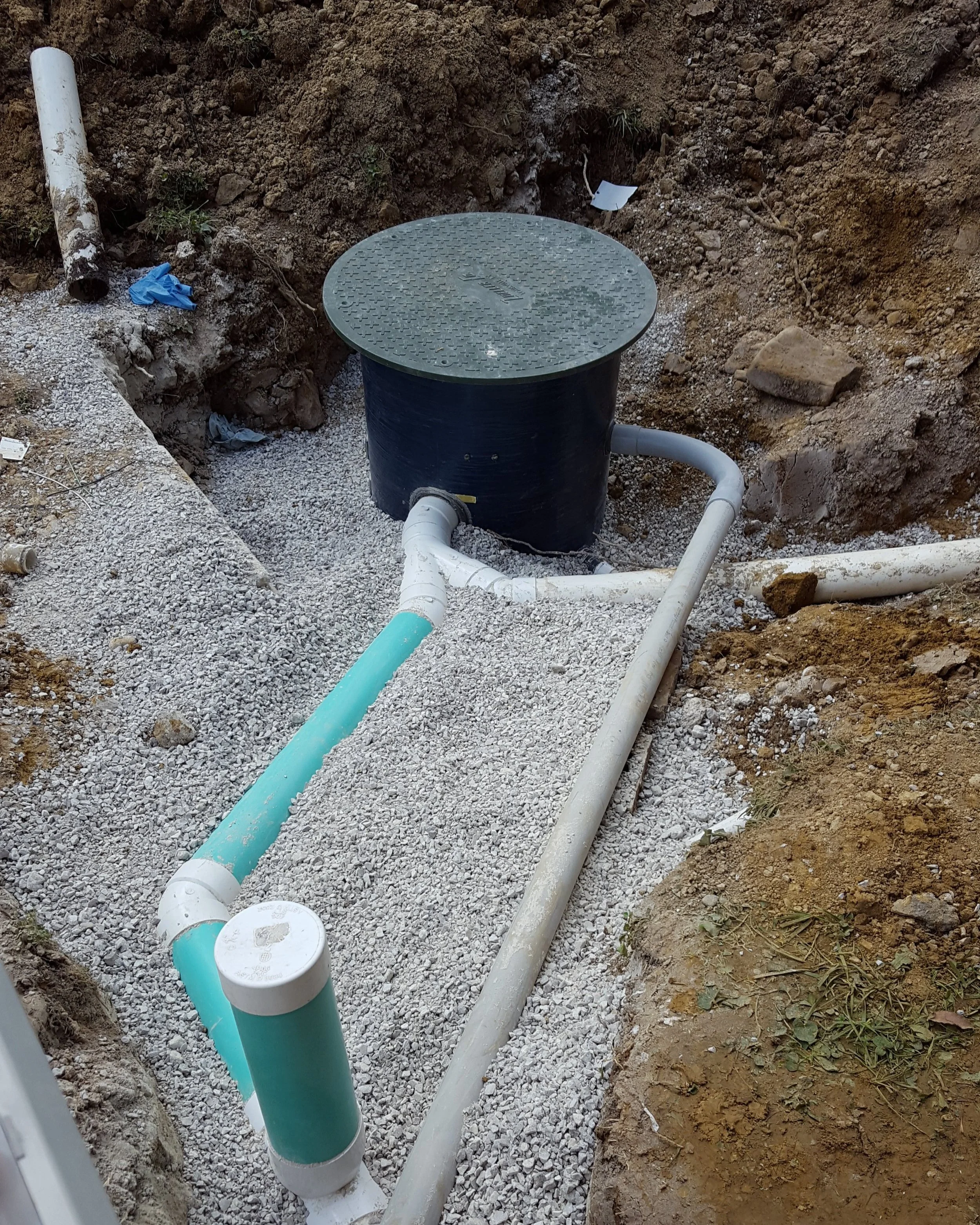 Install of a pump station septic system