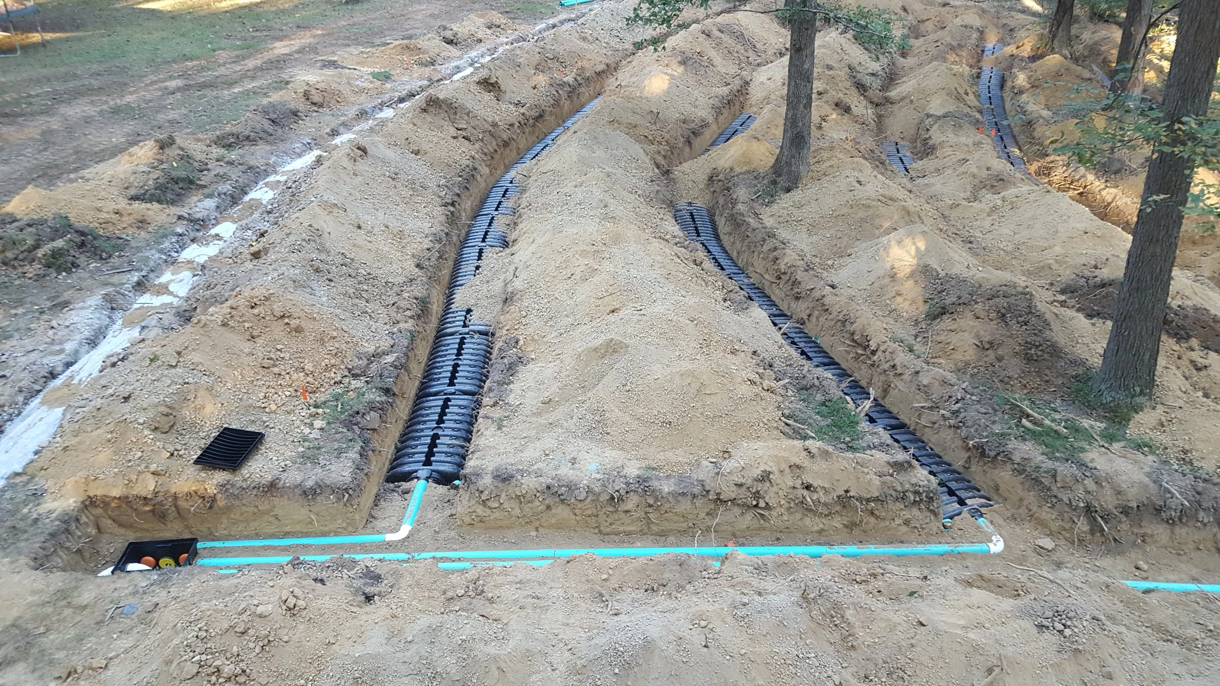 Install of a chamber septic system