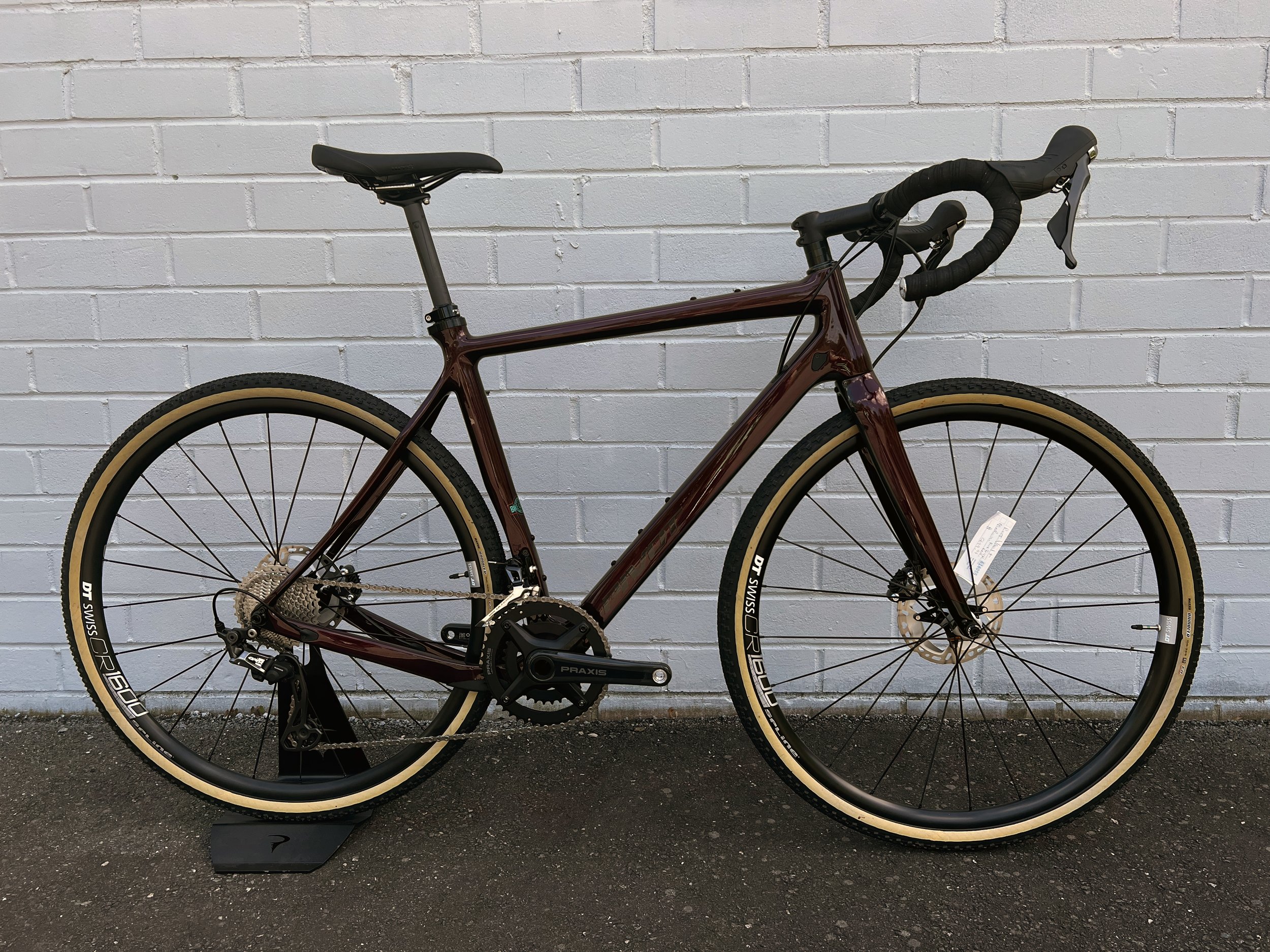 PIVOT Vault GRX - Medium