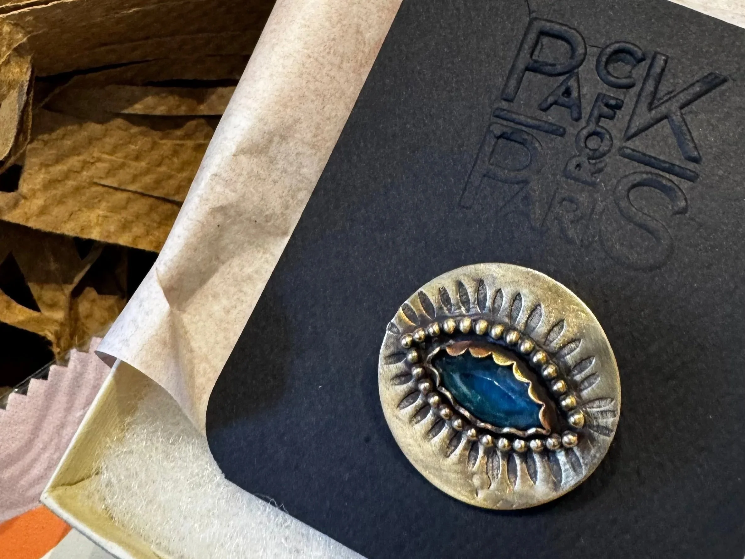 eyebrooch.jpg