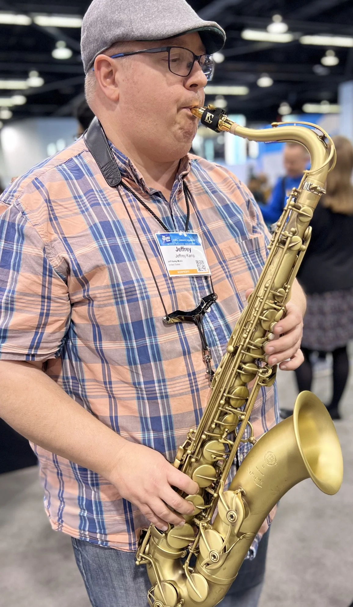 NAMM 2023, trying out new Henri Selmer Paris Supreme tenor saxophone