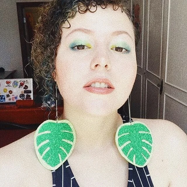 a @extraterrestre__  aproveitou e ornou toda sua maquiagem com o seu RUA e ficou o que? MARAVILHOSA. DIVA. DONA DA NOSSA VIDA. E voc&ecirc;? Levou seu rua pra avenida? N&atilde;o esquece de usar a hashtag #userua ✨ #userua