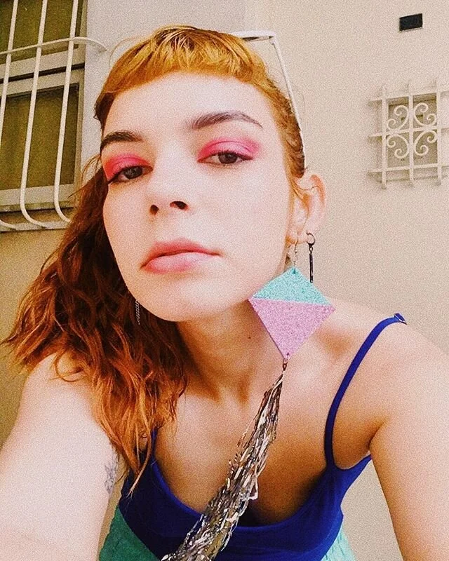 e a @nuielle maravilhosa que levou o modelo &ldquo;Pipa&rdquo; para as terras cariocas tamb&eacute;m? obrigada pela confian&ccedil;a, Nu! Esperamos que seu carnaval tenha sido mais brilhoso com sej RUA! ✨ E voc&ecirc;? Levou seu rua pra avenida? N&at