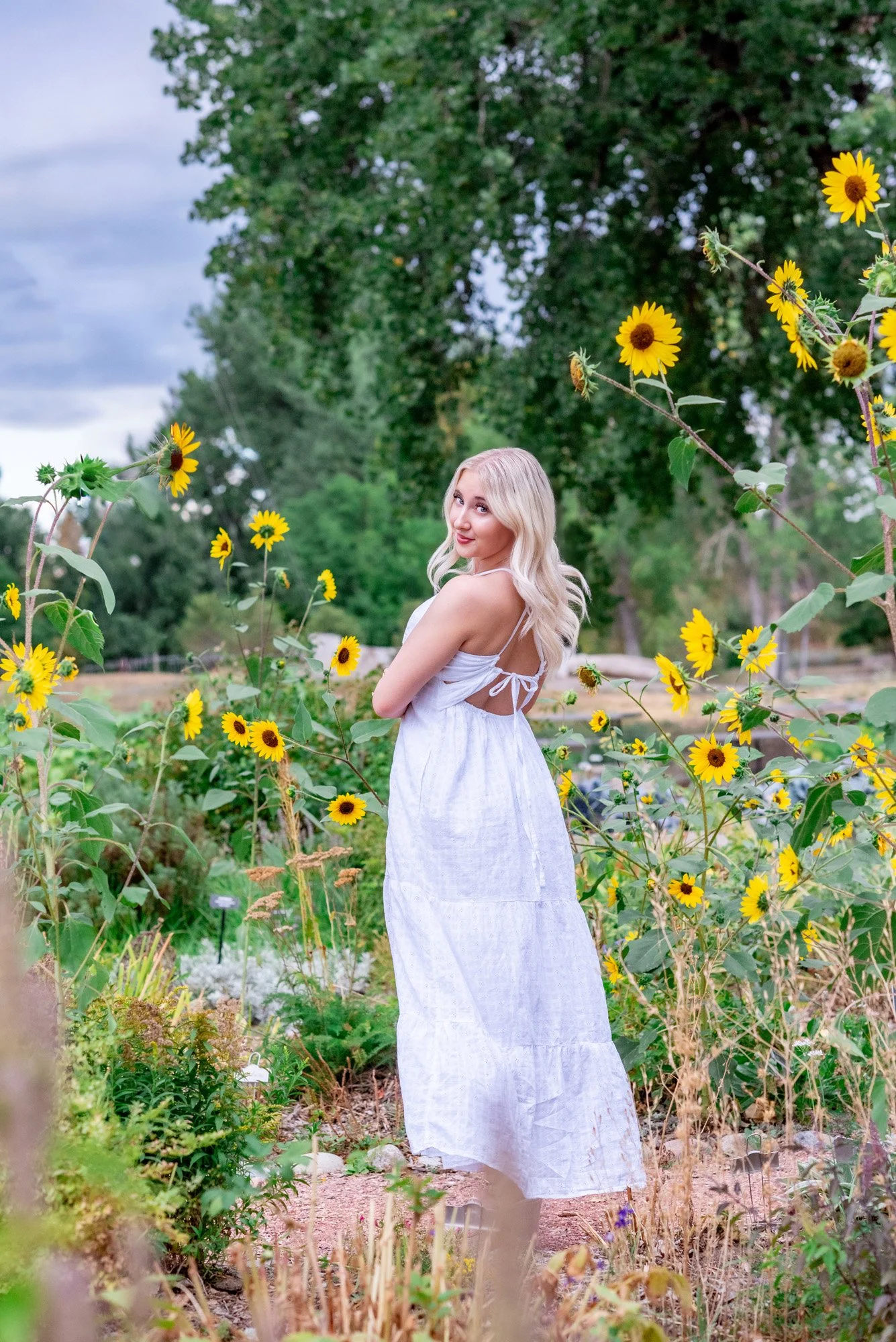 hudson-gardens-denver-senior-portraits-035.jpg