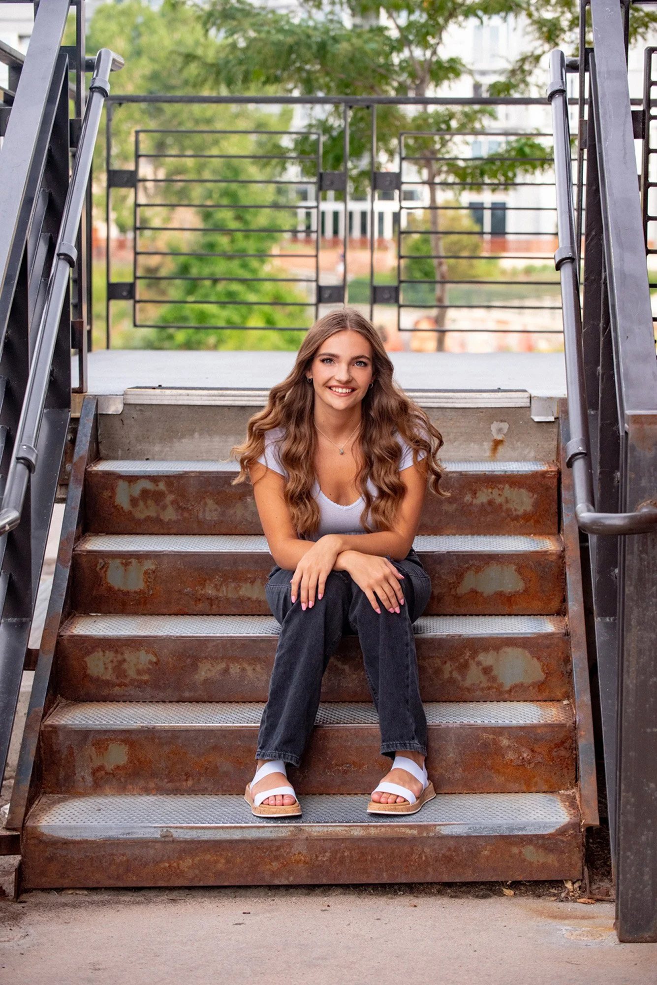 lodo-downtown-denver-senior-portraits-024.jpg