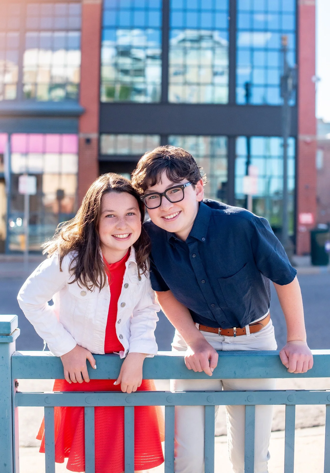 lodo-downtown-denver-senior-portraits-016.jpg