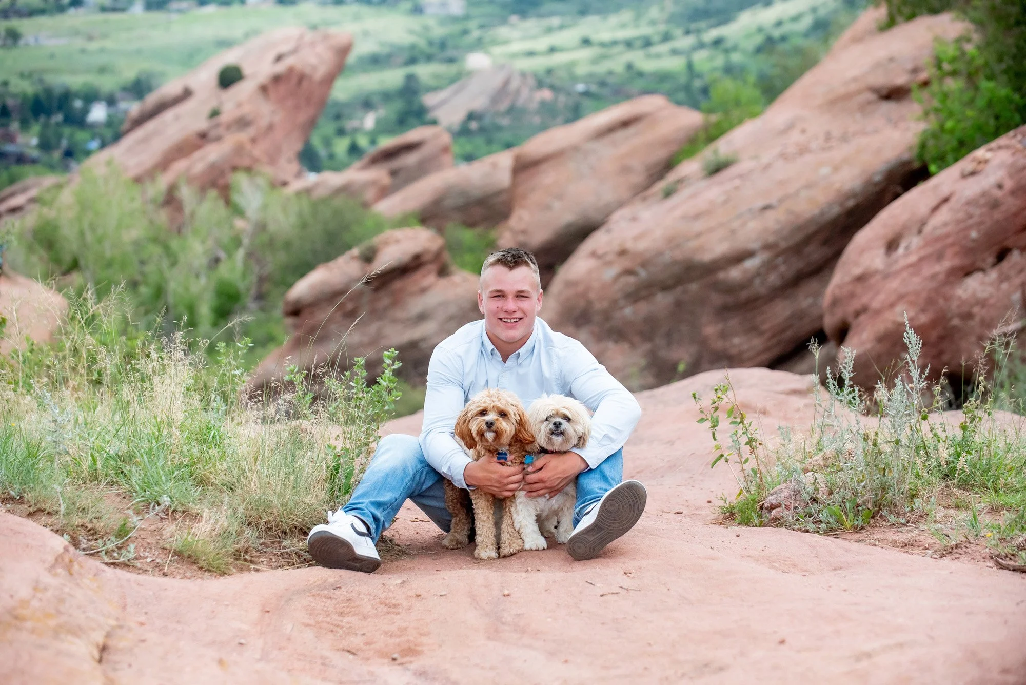 red-rocks-senior-portraits-colorado-013.jpg