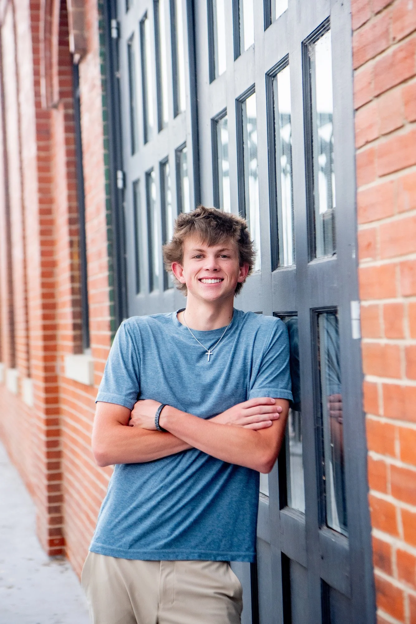 lodo-downtown-denver-senior-portraits-021.jpg