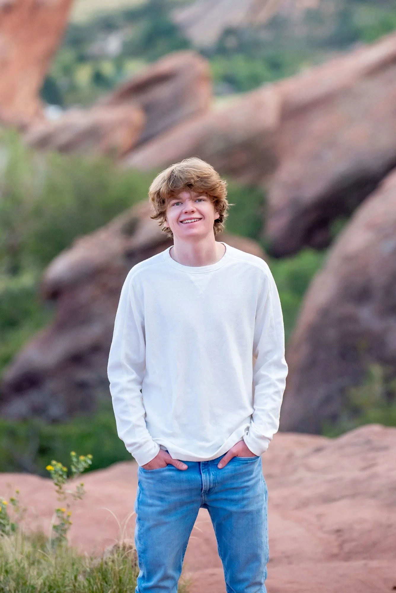 red-rocks-senior-portraits-colorado-015.jpg