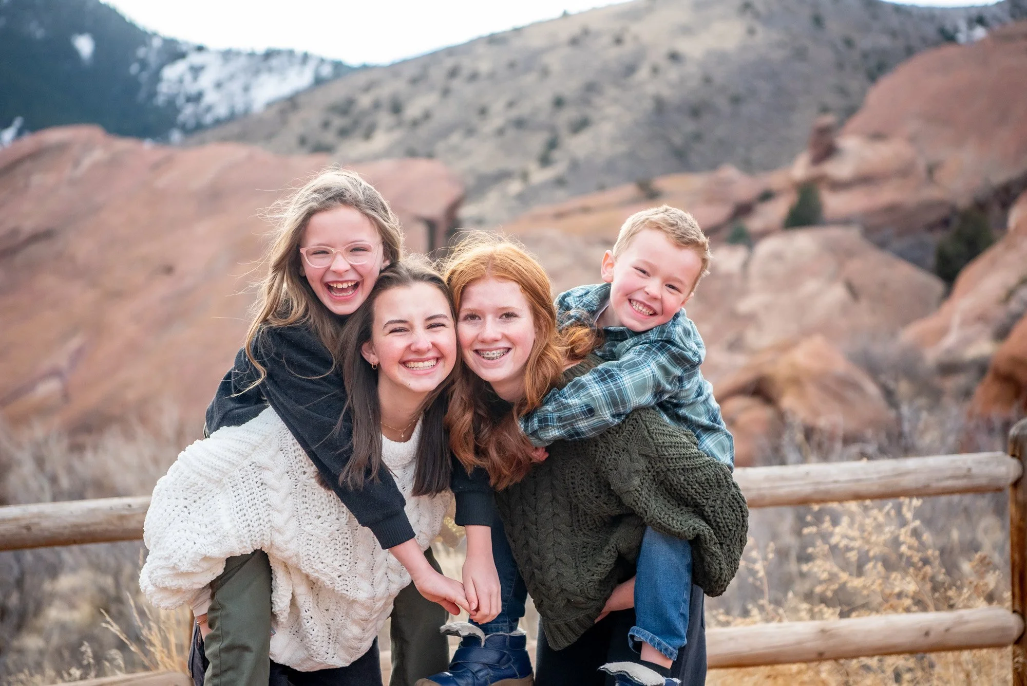red-rocks-senior-portraits-colorado-014.jpg