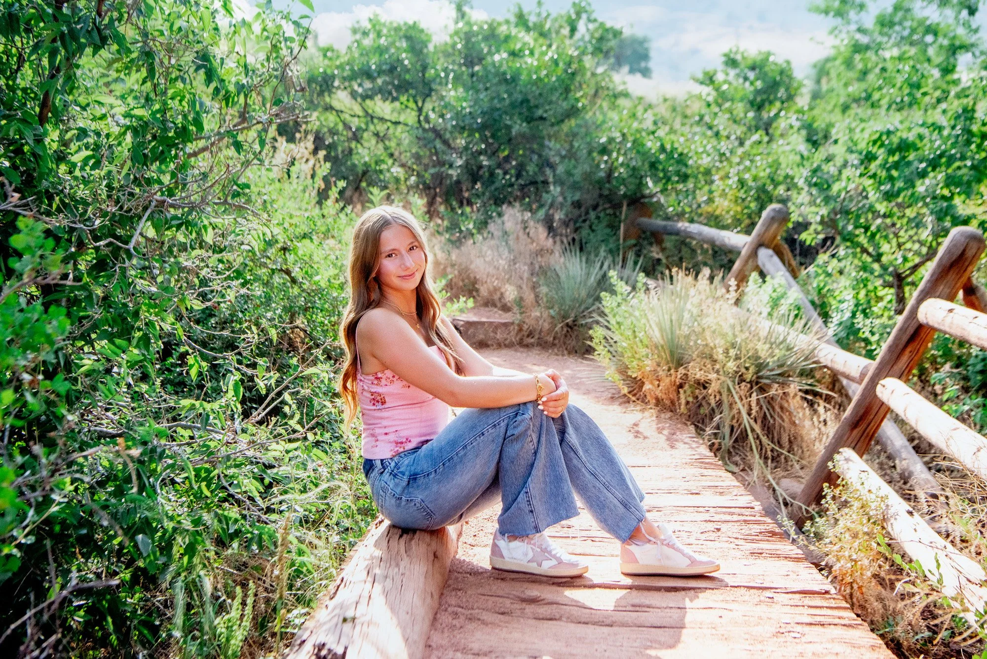 red-rocks-senior-portraits-colorado-009.jpg