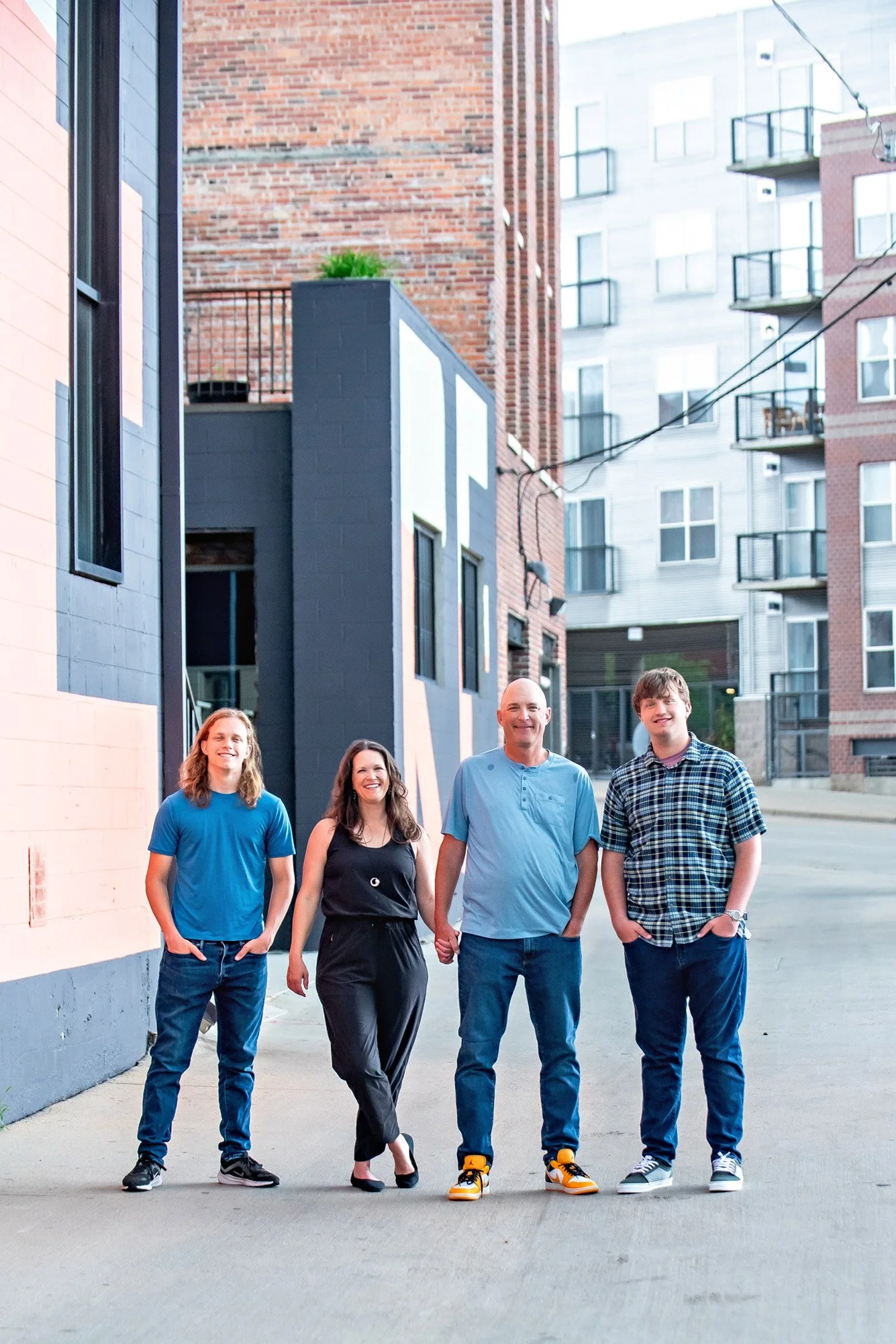 lodo-downtown-denver-senior-portraits-025.jpg