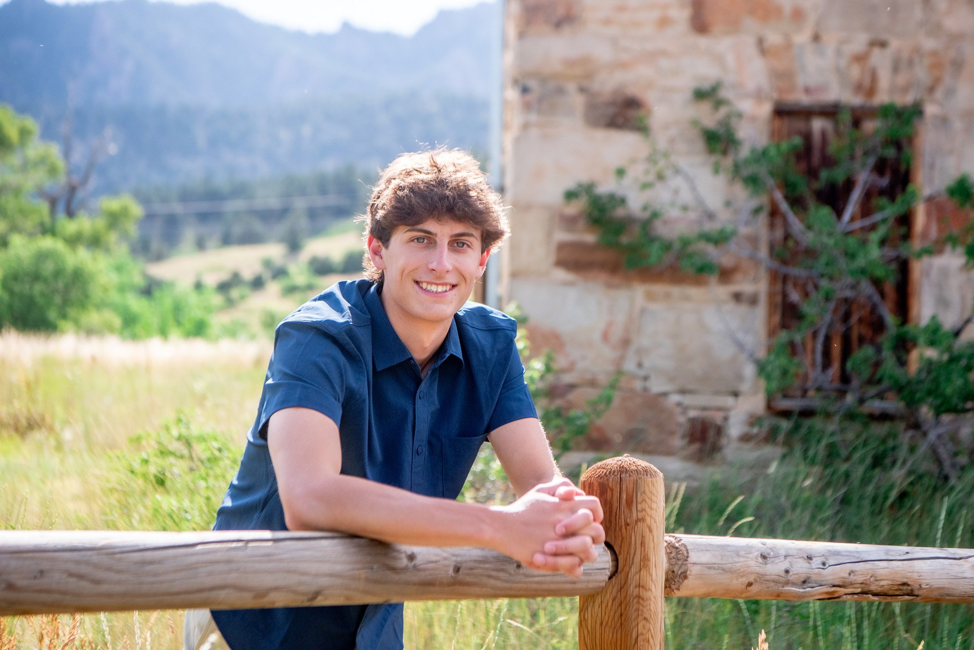 south-mesa-trailhead-senior-portraits-003.jpg
