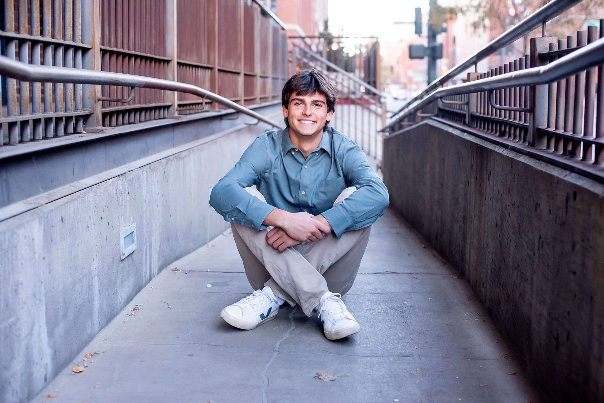 lodo-downtown-denver-senior-portraits-008.jpg