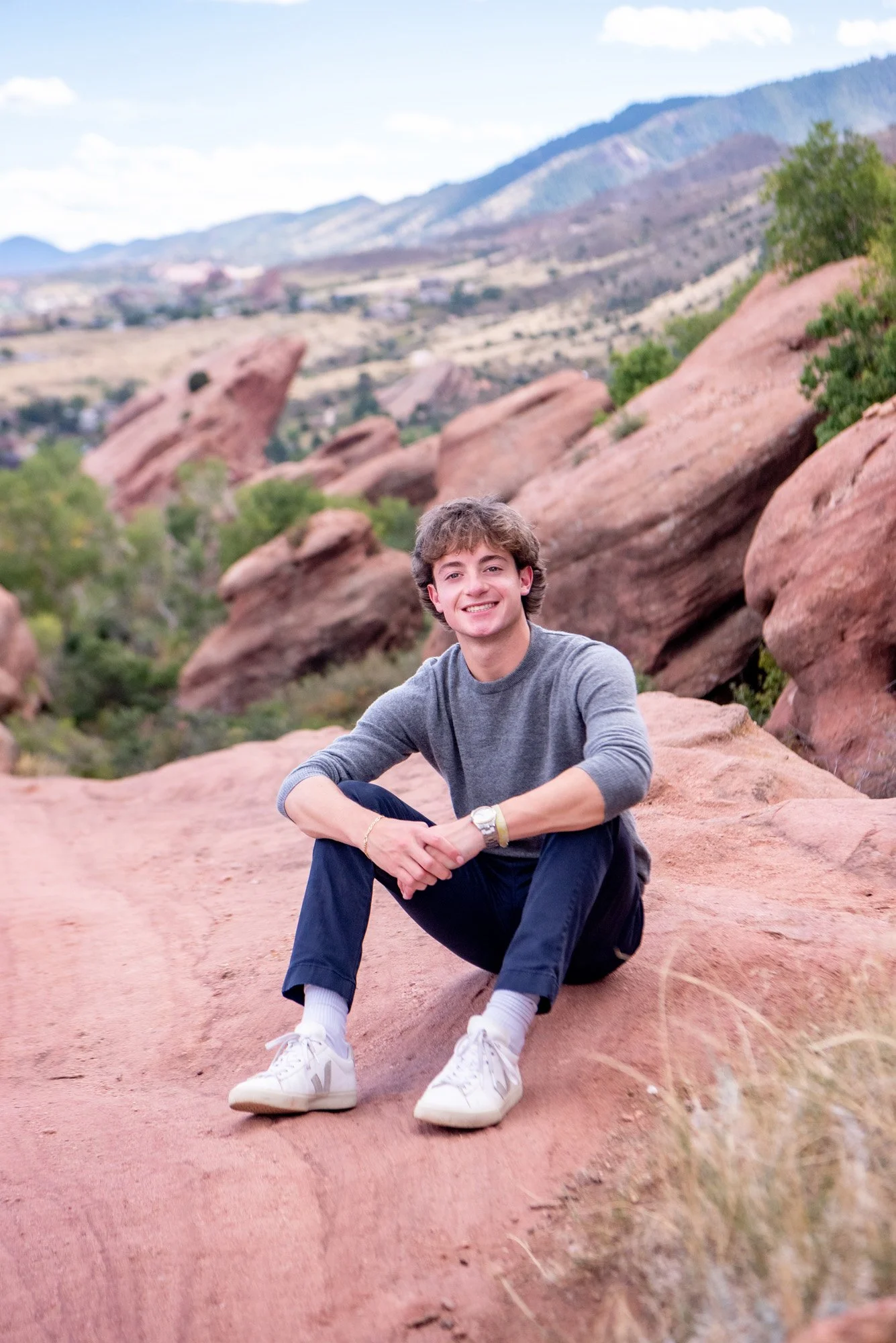 red-rocks-senior-portraits-colorado-001.jpg
