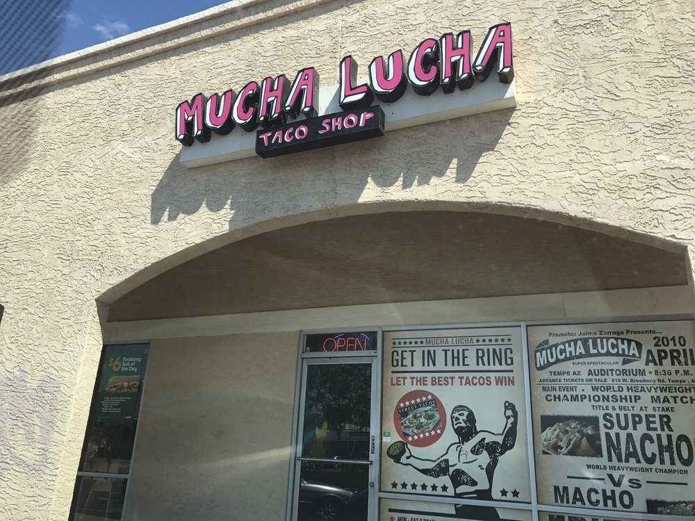muchaLucha-1.jpg