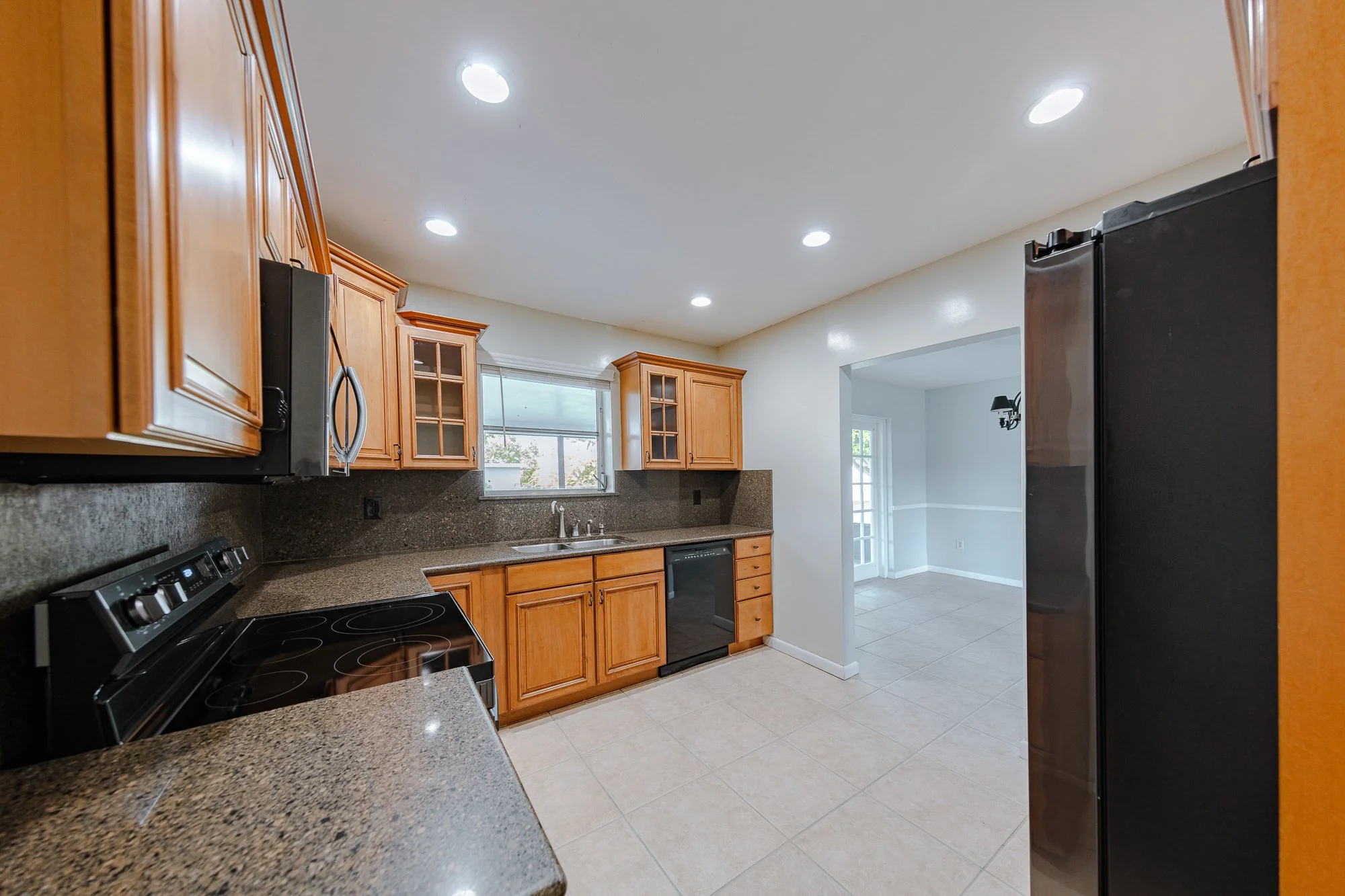 525 NW 14th St-07.jpg