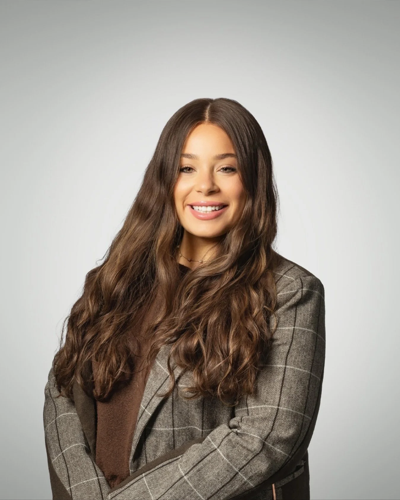 ✨ 𝗠𝗲𝗲𝘁 𝗖𝗵𝗮𝘆𝗮!✨

We&rsquo;re beyond excited to welcome her to our team! With nearly a decade in the wedding industry, years of traveling the world, and working with clients from all walks of life, she knows how to make every big moment feel ?