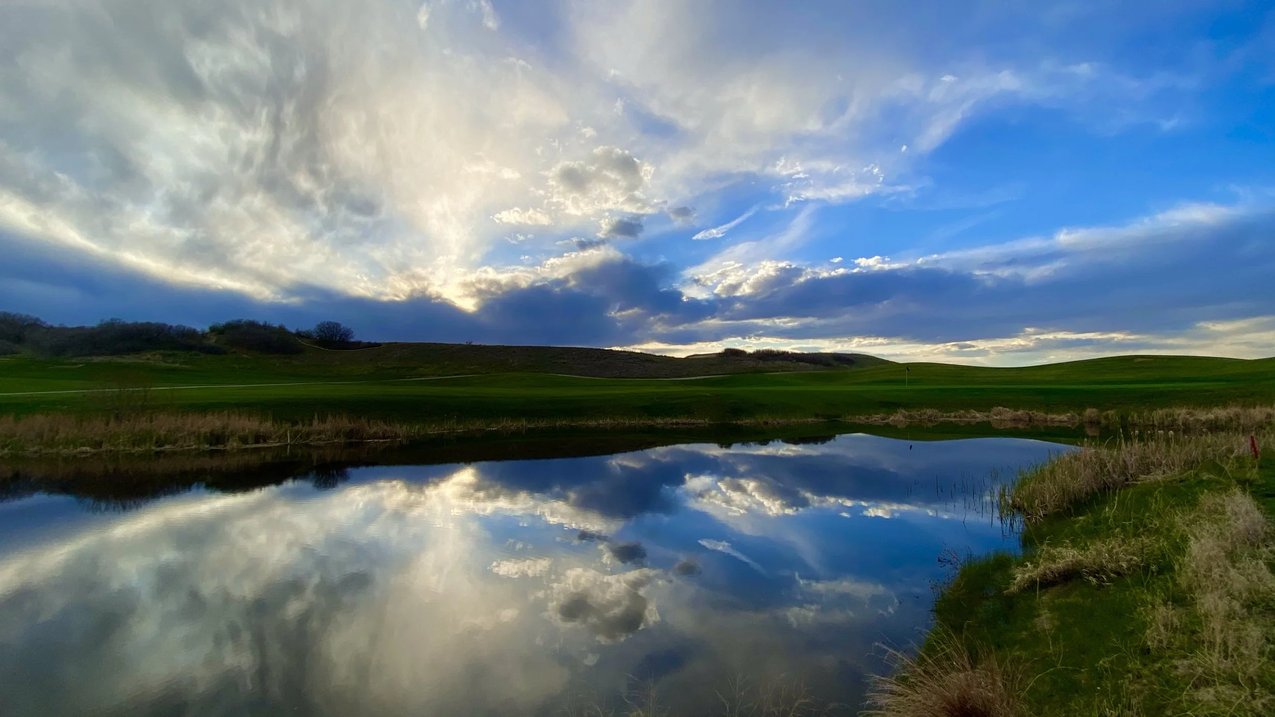5.Hole #4 Red Hawk Golf Course- Steve Davis.JPG