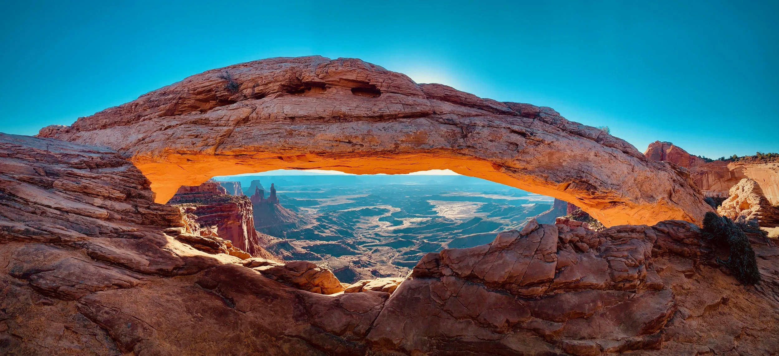 8. Mesa Arch at Canyonlands - Ben Thowe.jpg
