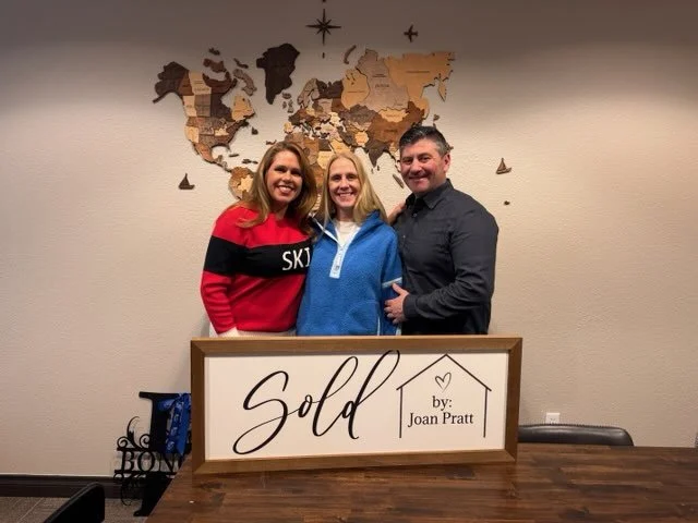 Seller - Brett & Alexa Bonomo3.JPG