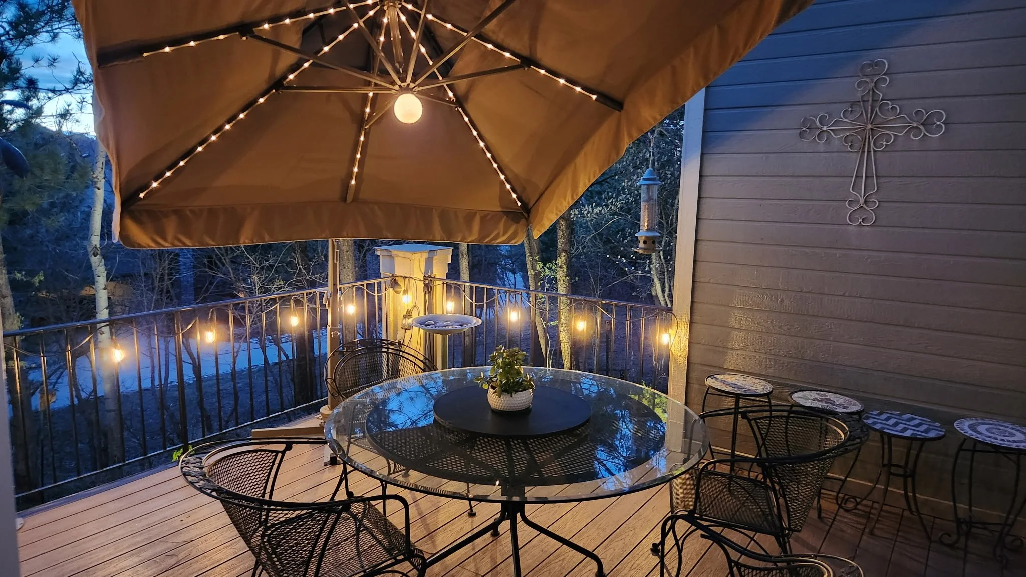 porch.jpeg