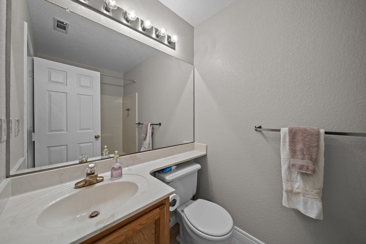 Property photo 1 of 59