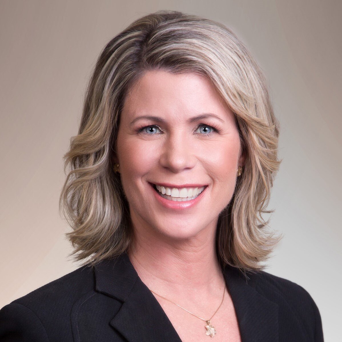 Stacy Loe Paris
