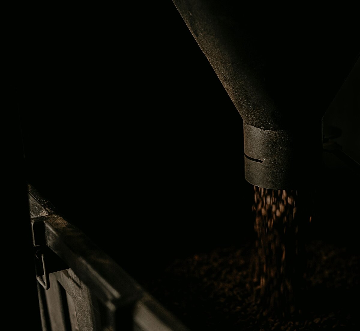 rikki_lancaster_solid_ground_0043.jpg