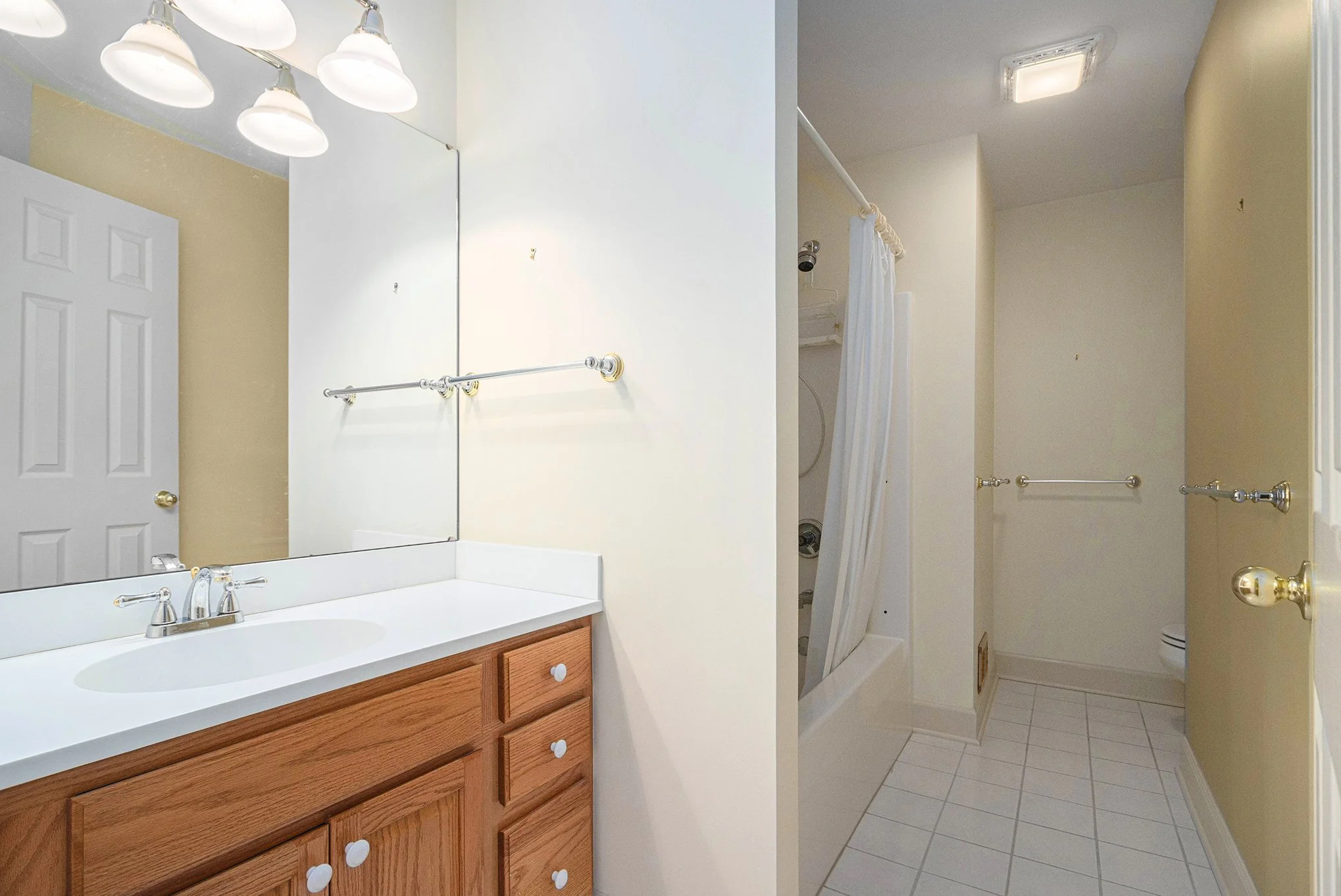 029-8220-glenwynd-dr-kalamazoo-mi-49009.jpg